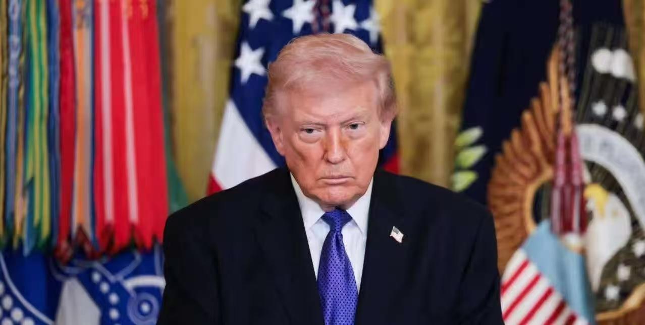 特朗普今天发文说：“即刻生效：我已下令美国国际开发金融公司（DFC）以极为合理的