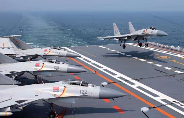 美军B52轰炸机出现，日本立刻挺起了胸膛，说：中国有本事再照一次！

在中俄联合