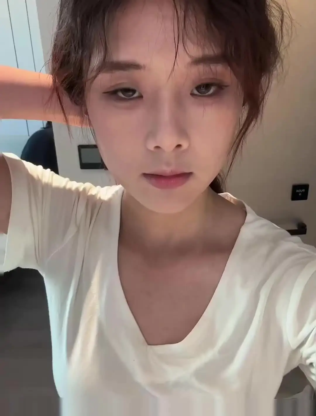 你的体育生女友浅浅收拾一下也好看吧！