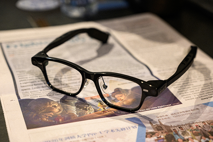 夸克AI眼镜持续霸榜第一前段时间同事去线下体验了下，然后就直接下单了~双11预售