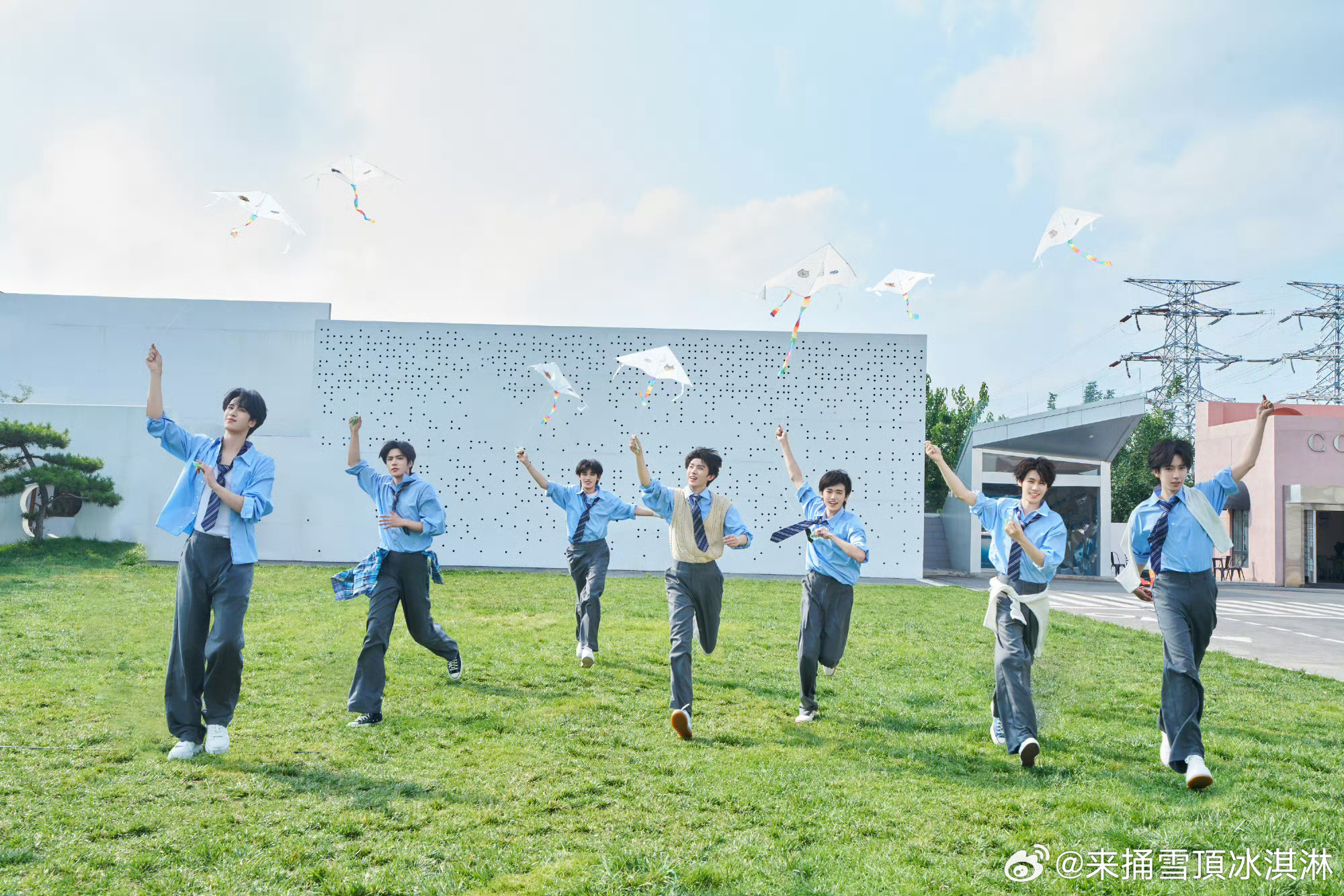 时代少年团夏日男高时代少年团男高风大片时代少年团夏日男高，哈哈哈 