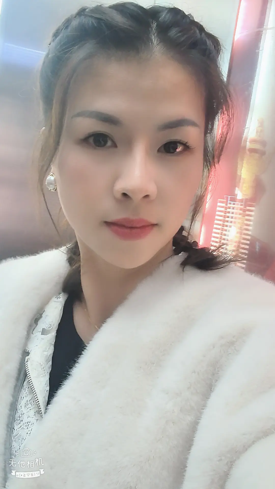 一辈子很短，请好好爱自己。你的优点，要遇到识货的人；你的真诚，要遇到珍...