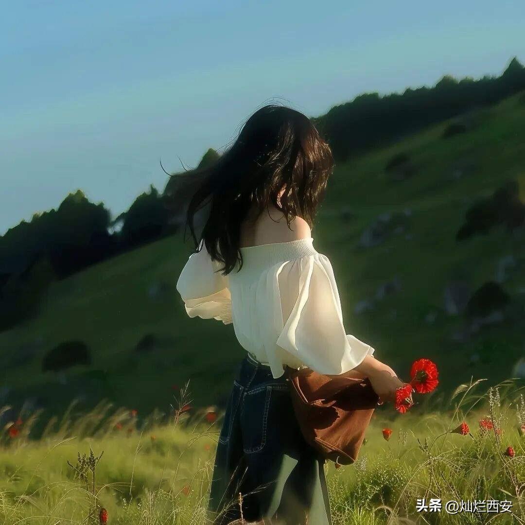 现在的女孩，
为什么越来越恐婚了？

第一：明白了：
贫贱夫妻百事哀。
因为婚后