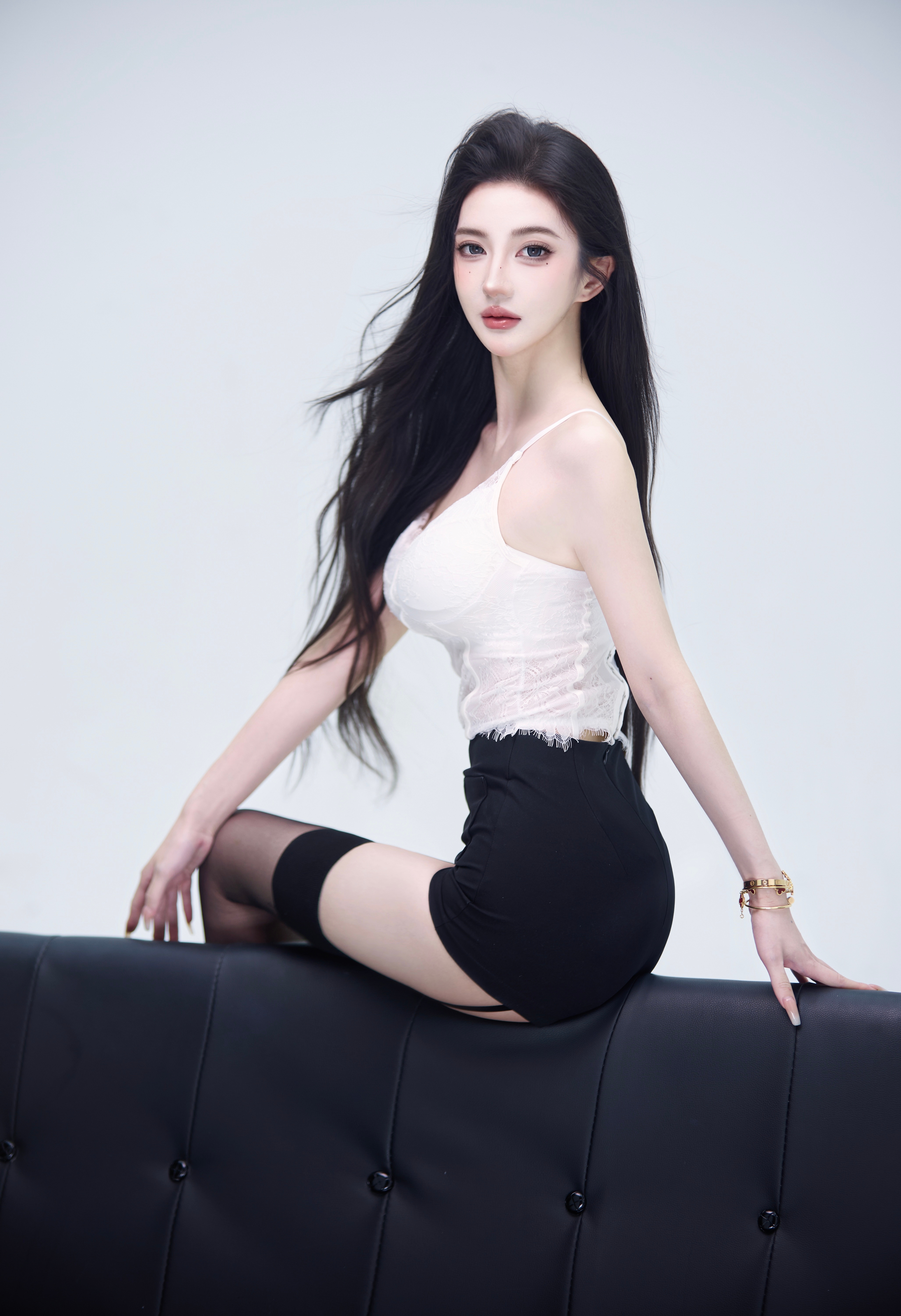 纯  ​​​