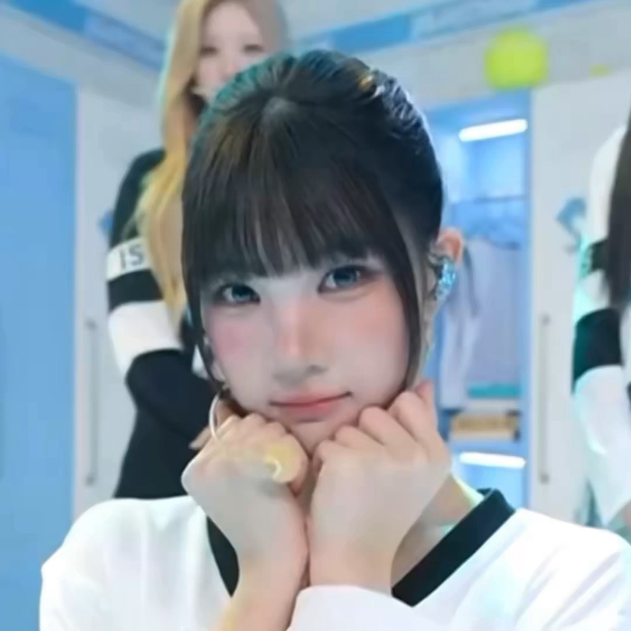 ૮₍ ⸝⸝´ ˘ `⸝⸝ ₎ა ​​​