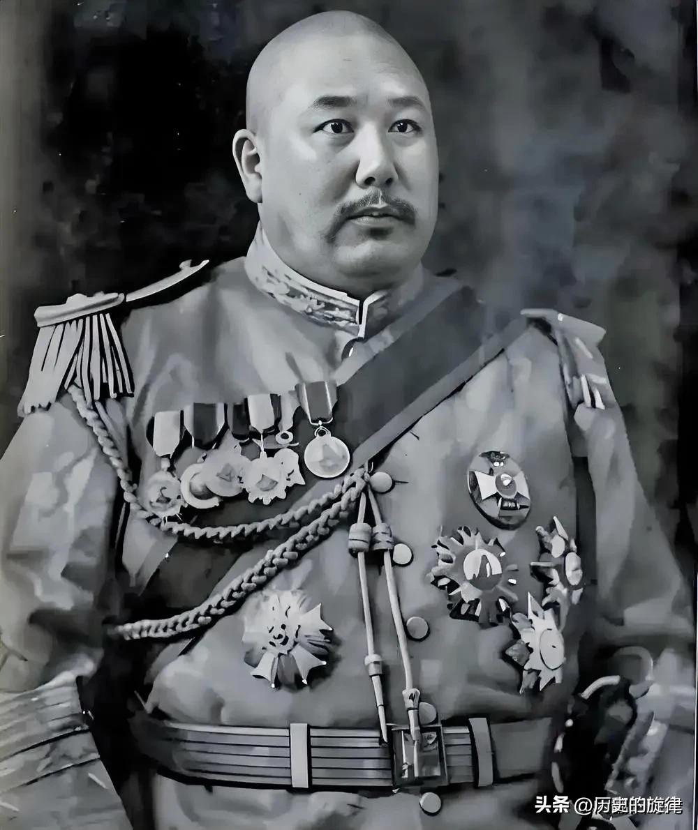 1924年马家闹出大风波，晚辈偷娶干爹小妾，长辈当众掌掴怒斥，满厅无人敢劝
 