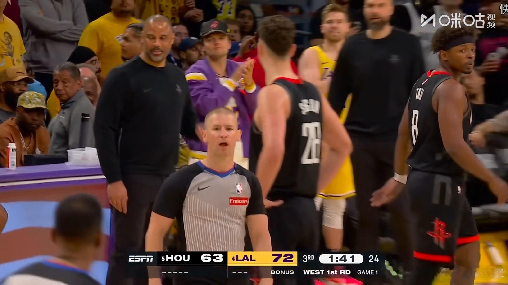 乌度卡和泰特又各吃一个T👀火箭vs湖人