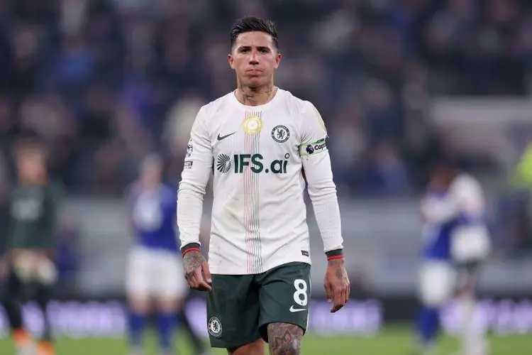 恩佐公开表示喜欢马德里，切尔西球迷纷纷表达不满据《每日邮报》报道，在恩佐后，切尔