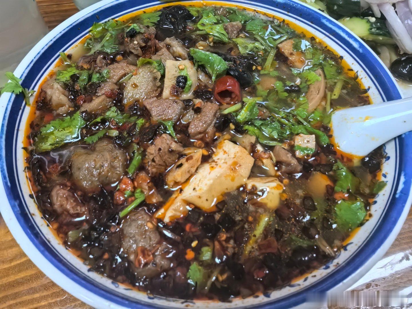 吃晚点，不吃面[偷笑]二手车参谋老杨二手车参谋老杨[超话]  ​​​