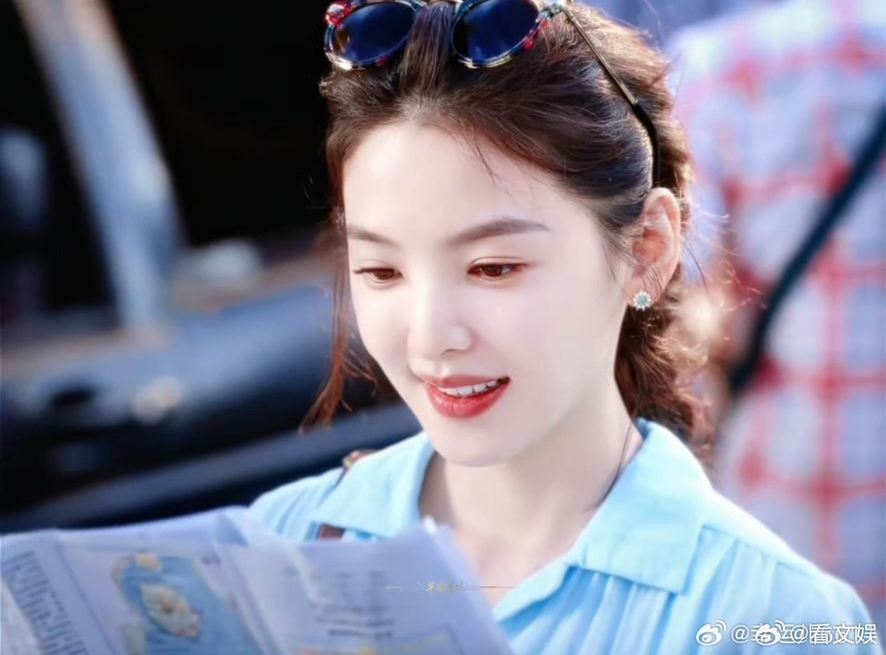 章若楠出场镜头封神章若楠干净清透的气质 章若楠出场镜头封神！干净清透的气质太绝了