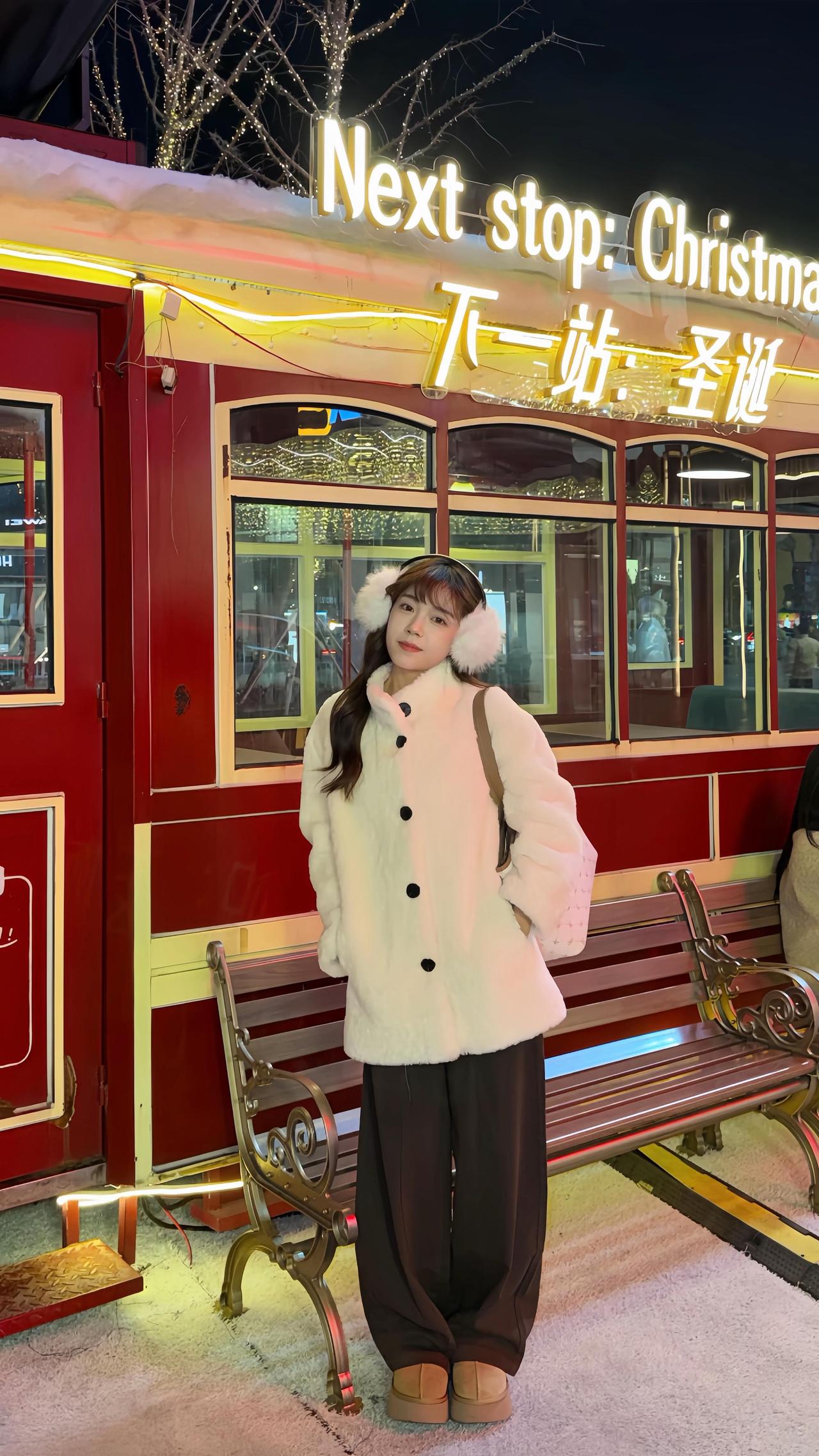 我们的可颂时刻  城市不挨冻打卡地图 冬季穿搭