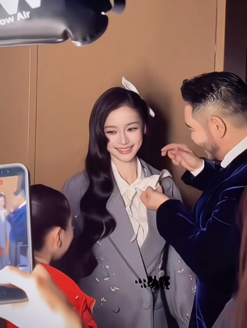 Angelababy小酒窝同框Angelababy小酒窝同框🈶，Angelab