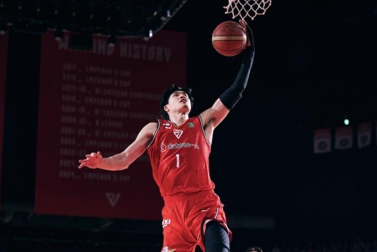 唏嘘！才31岁的前NBA主力球员继续沦落亚洲B联赛，外援外教均跑路，场均很普通！
