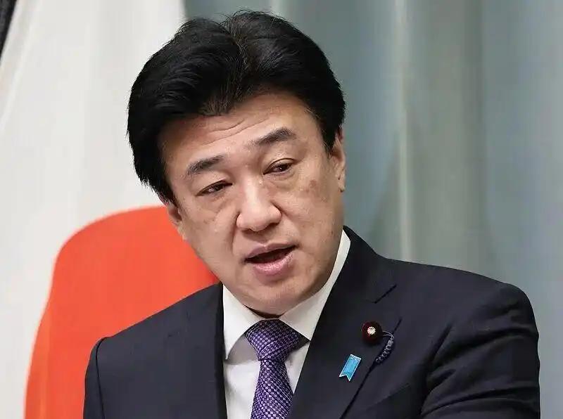 日本学界：日本必须向中国让步！
6月25日《读卖新闻》报道：24日，东京财团高级