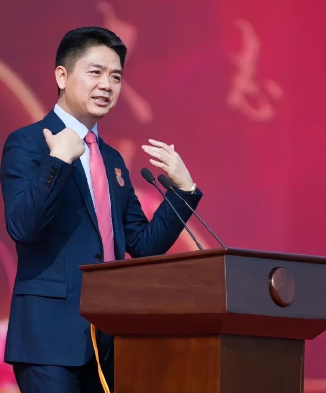 你敢信？
刘强东说服人去京东购物
居然只要20秒！
 
当年京东崛起，在电商市场