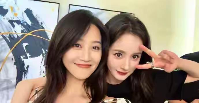 绣绣和银子你喜欢谁？我喜欢银子，无论是长相还是演技，我都觉得她都是是棒棒的！落绣
