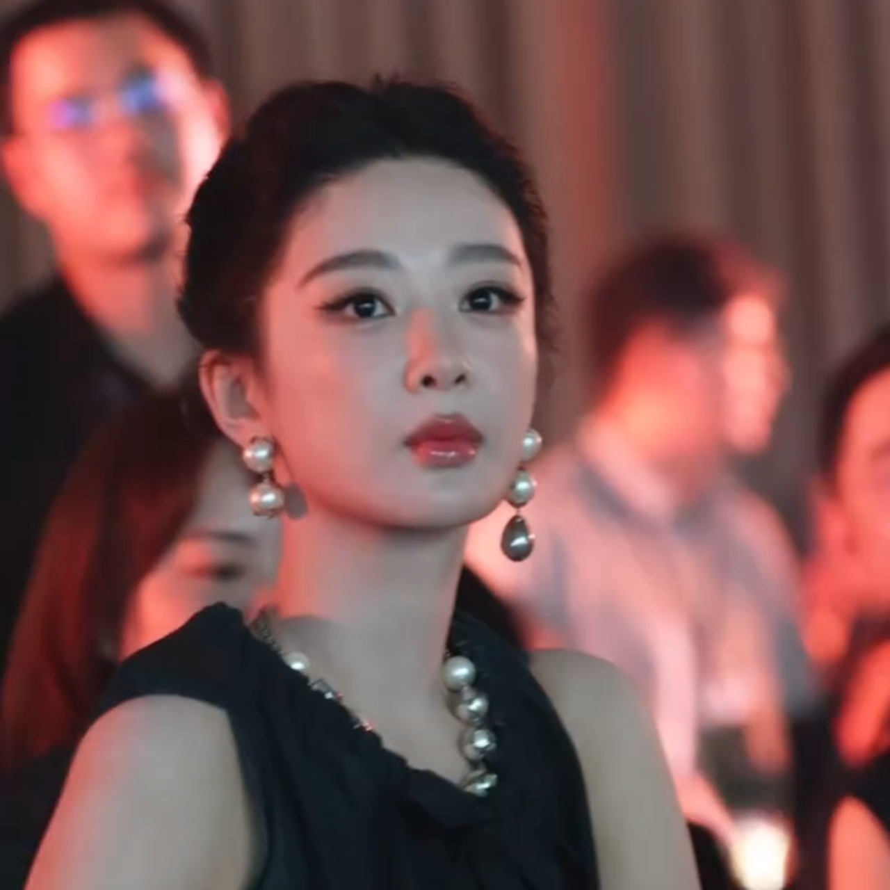 杨紫今天的大花气质怎么浓成这样