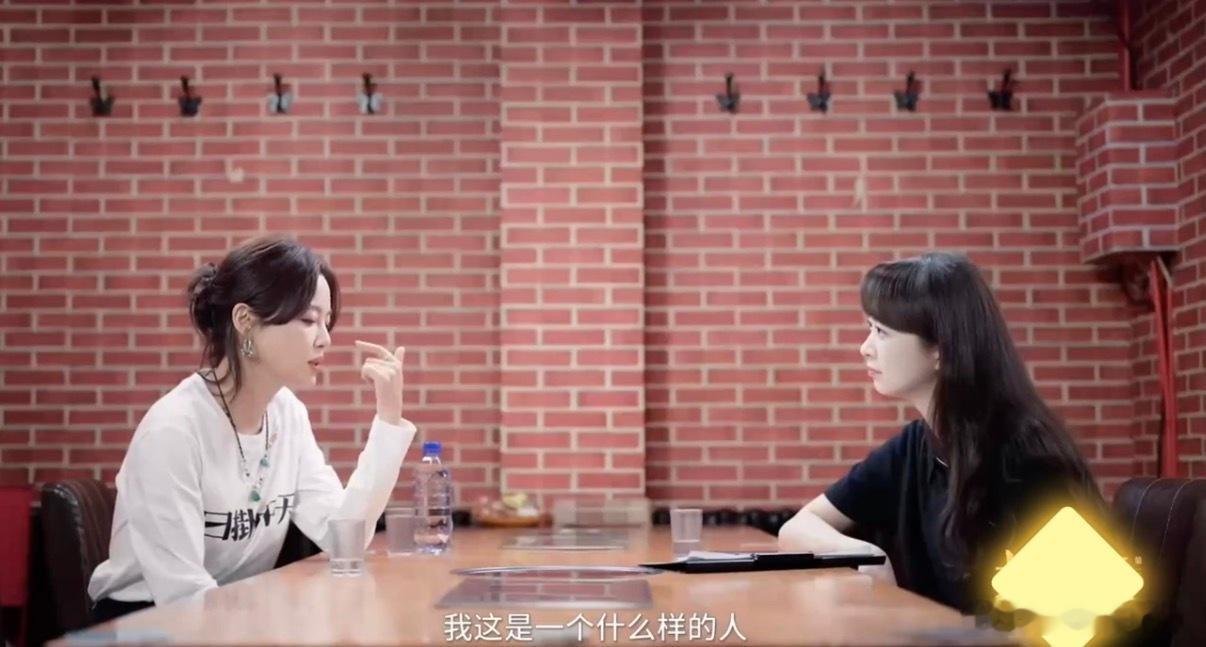 辛芷蕾演烂片是出于谋生的无奈辛芷蕾真的好敢说，直言演烂片是为了谋生，以前没选择只
