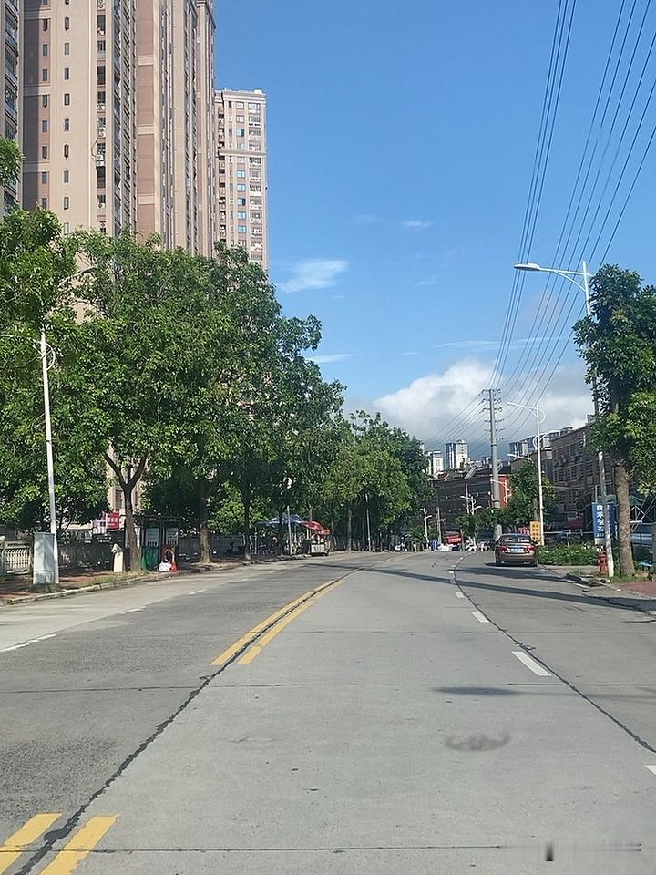 什么时候，突然发现自己是个傻子什么时候突然发现自己是一个傻子呢？在不经意的情况下