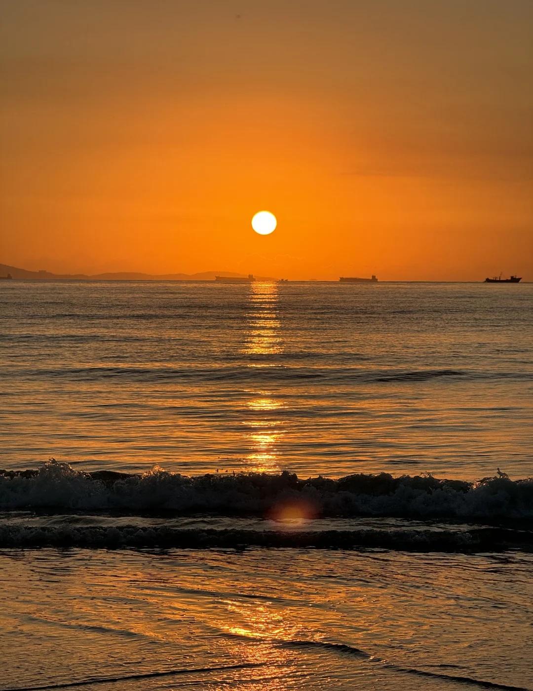 福州｜长乐北猫山日出 美炸天
四点半福州市区出发 自驾到长乐 差不多45-1h