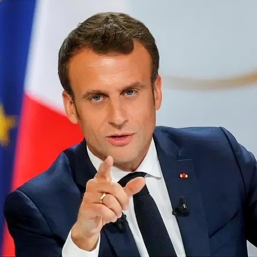 法国总统马克龙还真是挺有意思，看热闹还不忘蹭热度

据最新报道，今天(3月19日