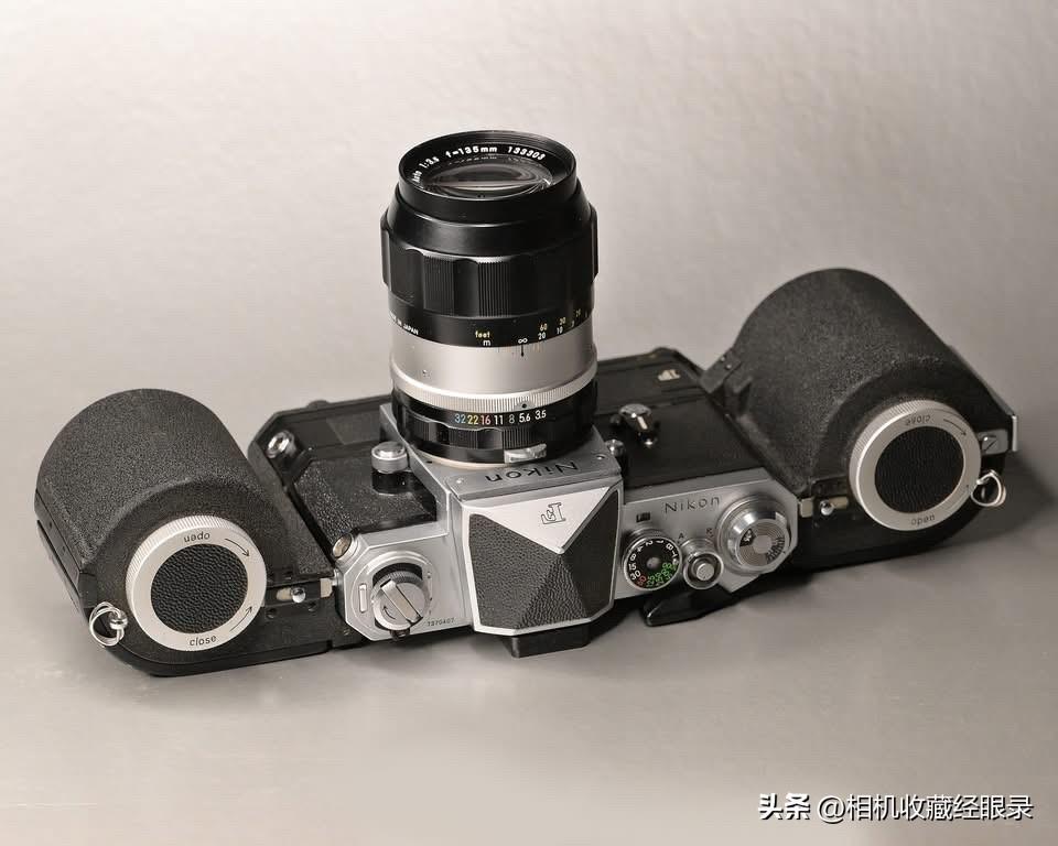 配装了250片仓和卷片器的Nikon F相机。


250张大容量的片仓就是霸气