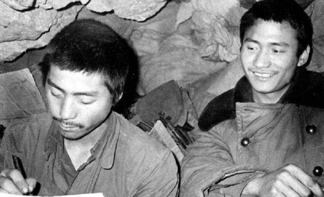 1985年，解放军向敌人发起进攻前夕，突然改用明语通话，把想要窃取解放军情报的越