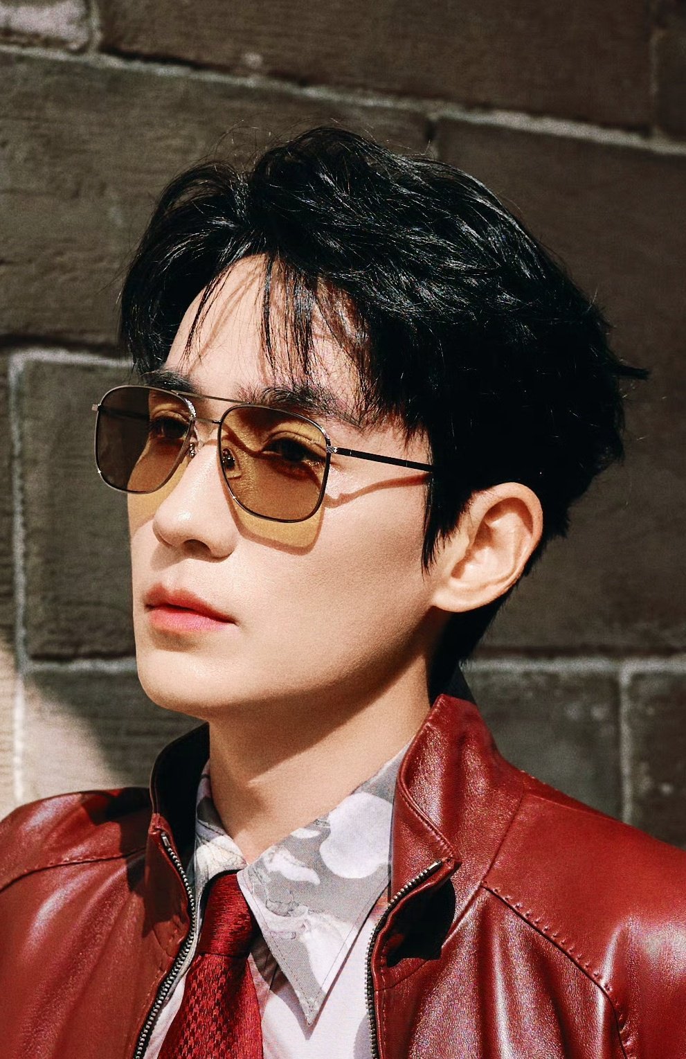 朱一龙2025爱你如初 [抱一抱][抱一抱][抱一抱]朱一龙 朱一龙，你是远方的