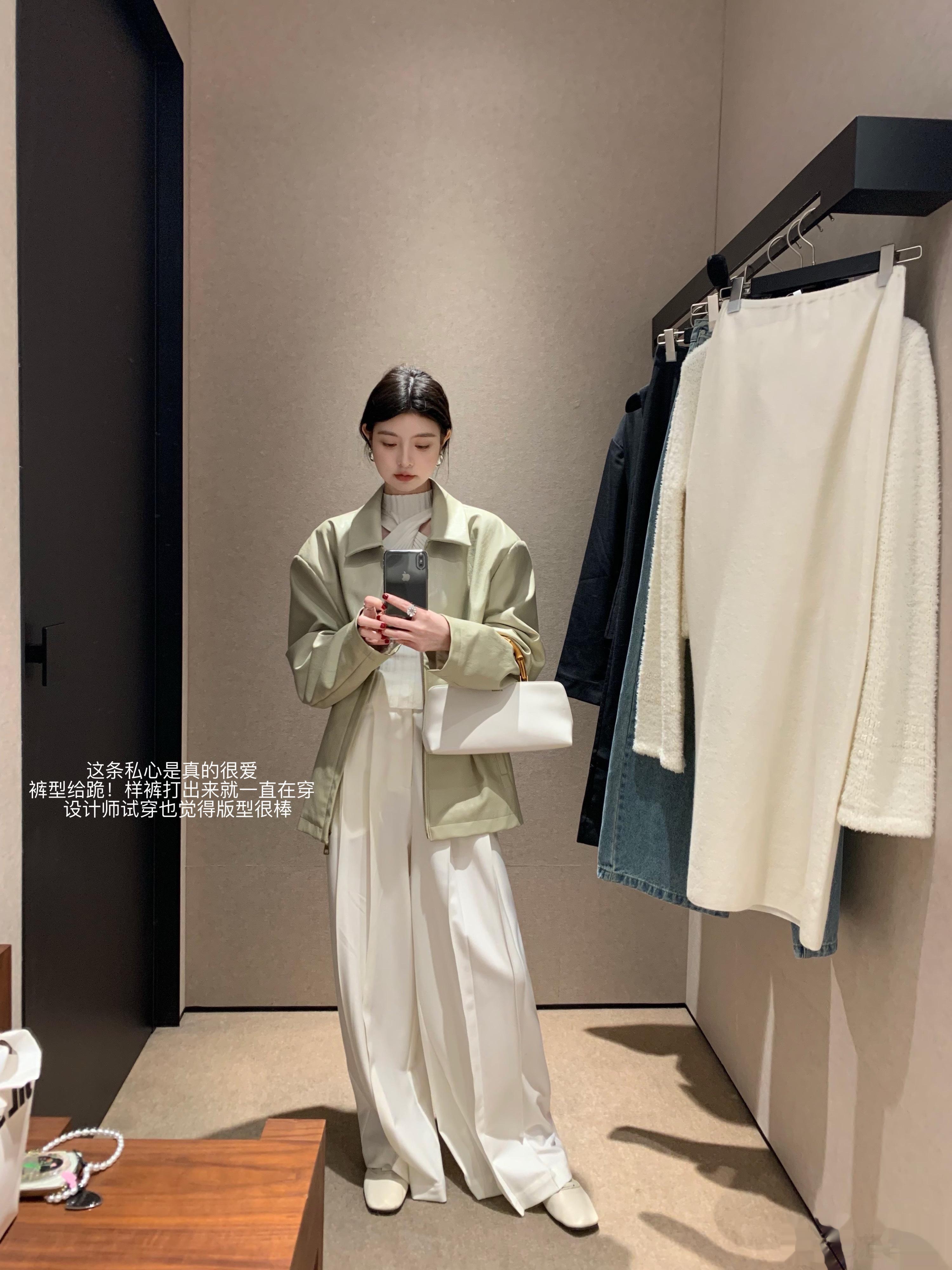 我的裤装小分队P、☝🏻宝 美拉德棕蓝👖好靓啊爱洗惹 贯穿本期！ 晚上还是老时