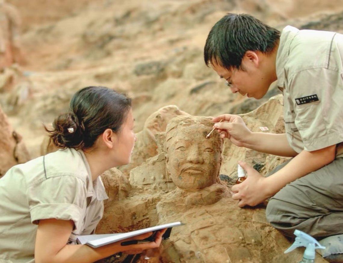 为何至今无人敢发掘秦始皇陵？主要有三大顾虑：1. 技术尚未成熟——地宫处于无氧恒