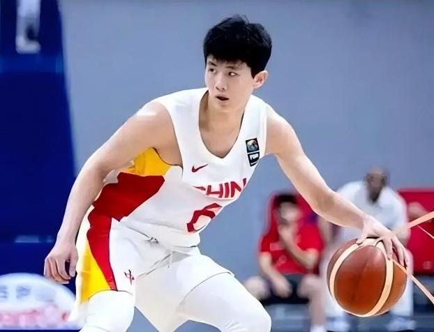 亚运会｜中国男篮大胜巴林队，小将李悦洲命中率100%
 12日下午，在2026年