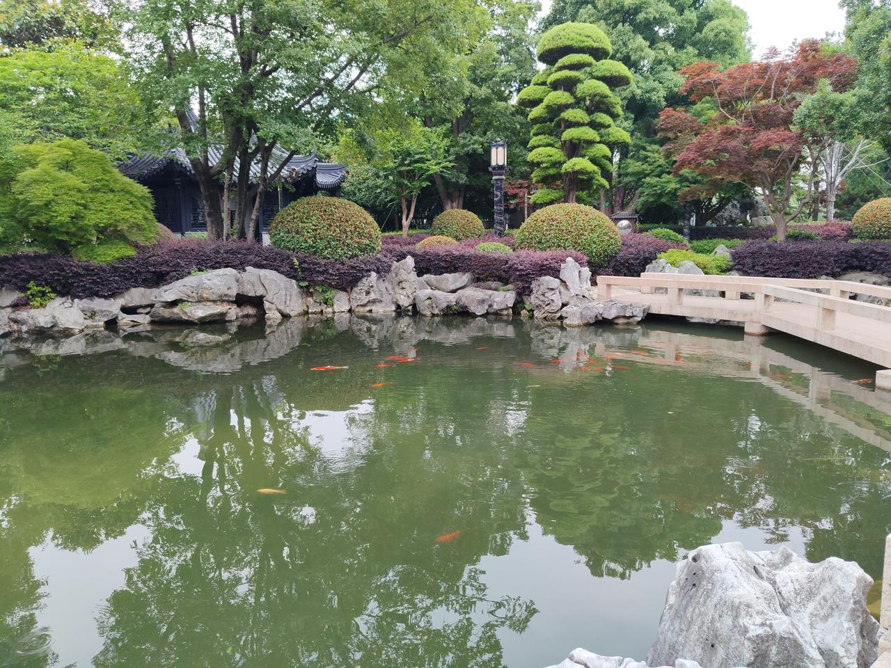 分享你随手拍过的很喜欢的照片上海浦东的园林式建筑