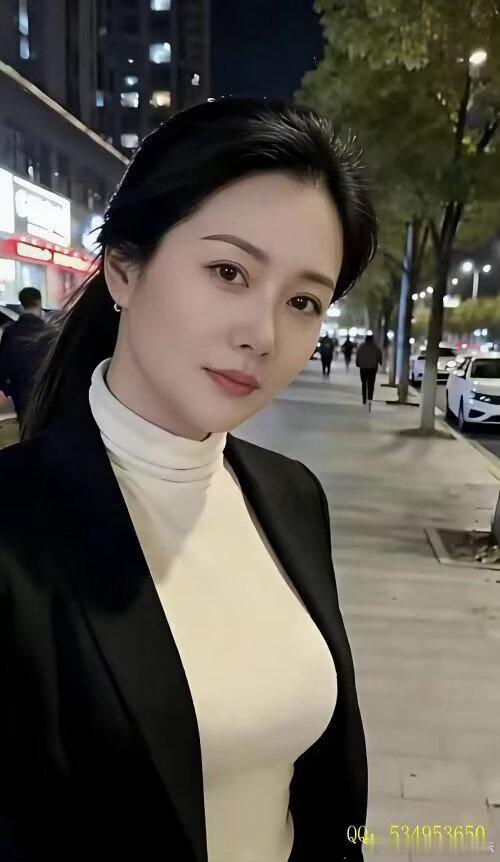 人清醒的状态是，物质的浮华、过往的红尘，皆不重要，饱满的灵魂才最令人安心。不必将