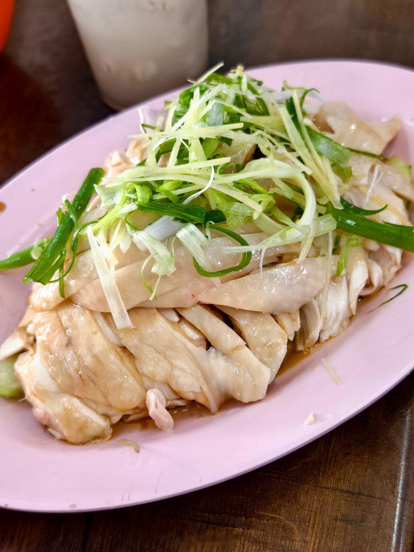 Sri Bahari的海南鸡饭👍 好好吃🤤7:00am开门，6:30am就有