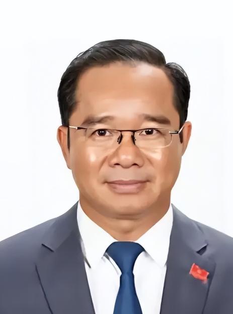 越南国立大学的阮文泰教授：“虽然我个人对中国有意见，但不得不承认，在黄种人当中，