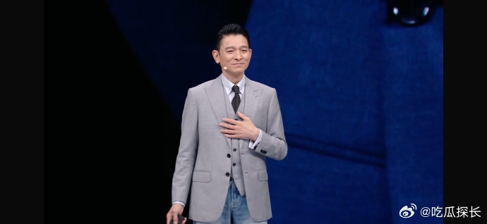 被刘德华的这段话治愈了 以前觉得华仔年轻时候就是颜值巅峰，现在看各个时期的他才知