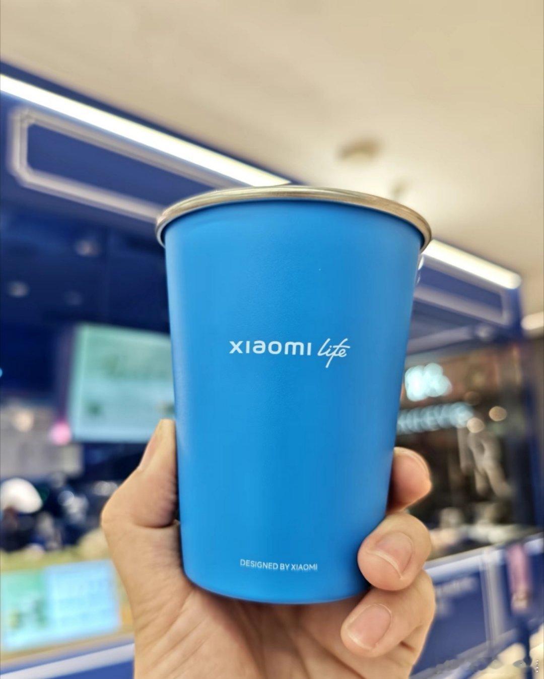 2026米粉节汽场全开猛士m817智野新旗舰 收到两个杯子，一个小米小蓝杯一个猛