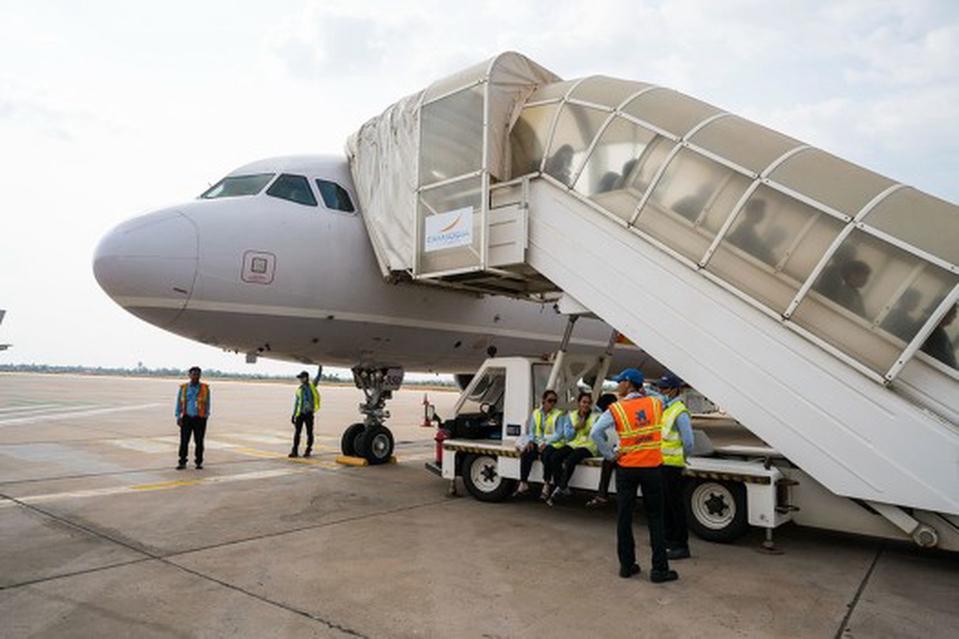 首批价值2000万元的中国援柬埔寨紧急人道主义物资运抵金边，这可太有意义了！中国