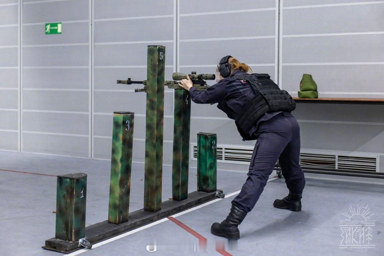 烽火问鼎计划 莫斯科第二特警团军官狙击训练 