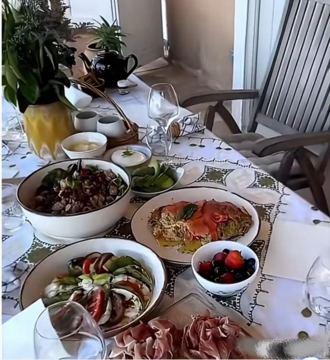 何穗在家里就做这些吃啊，正宗中国胃吃不习惯的吧？ 