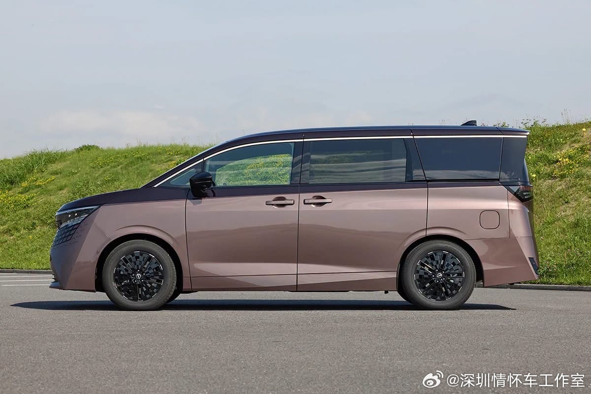 日产 Elgrand（E53，2026全新第四代），中文标准通用名称：君爵，国内
