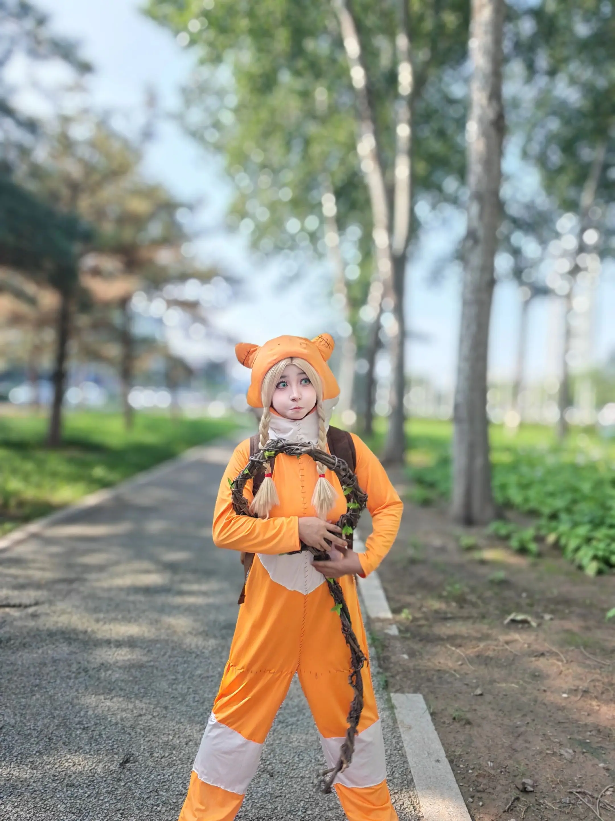 迷宫开饭啦！出迷宫饭第一件事就是，表情包！