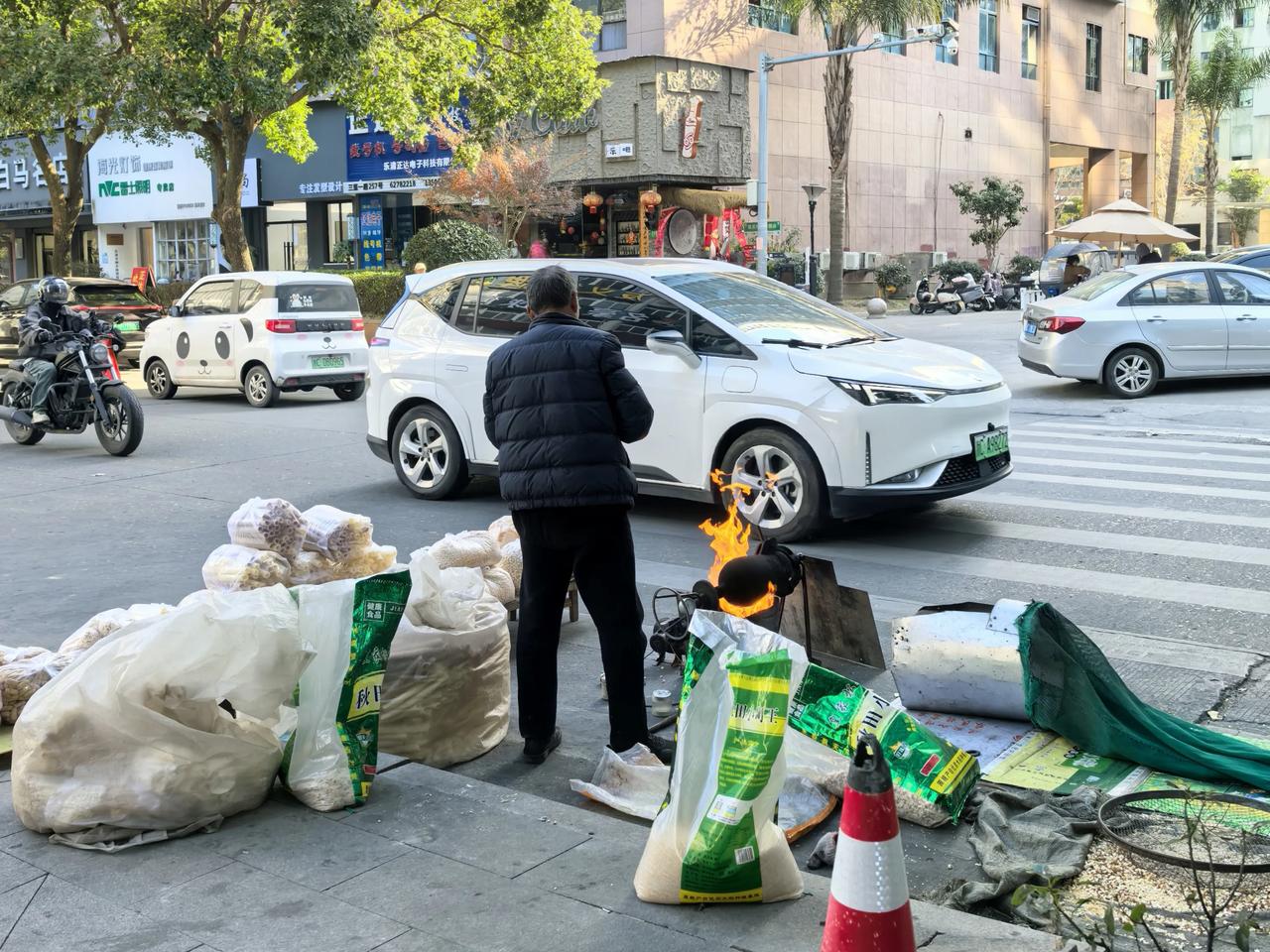 街拍《爆米花》