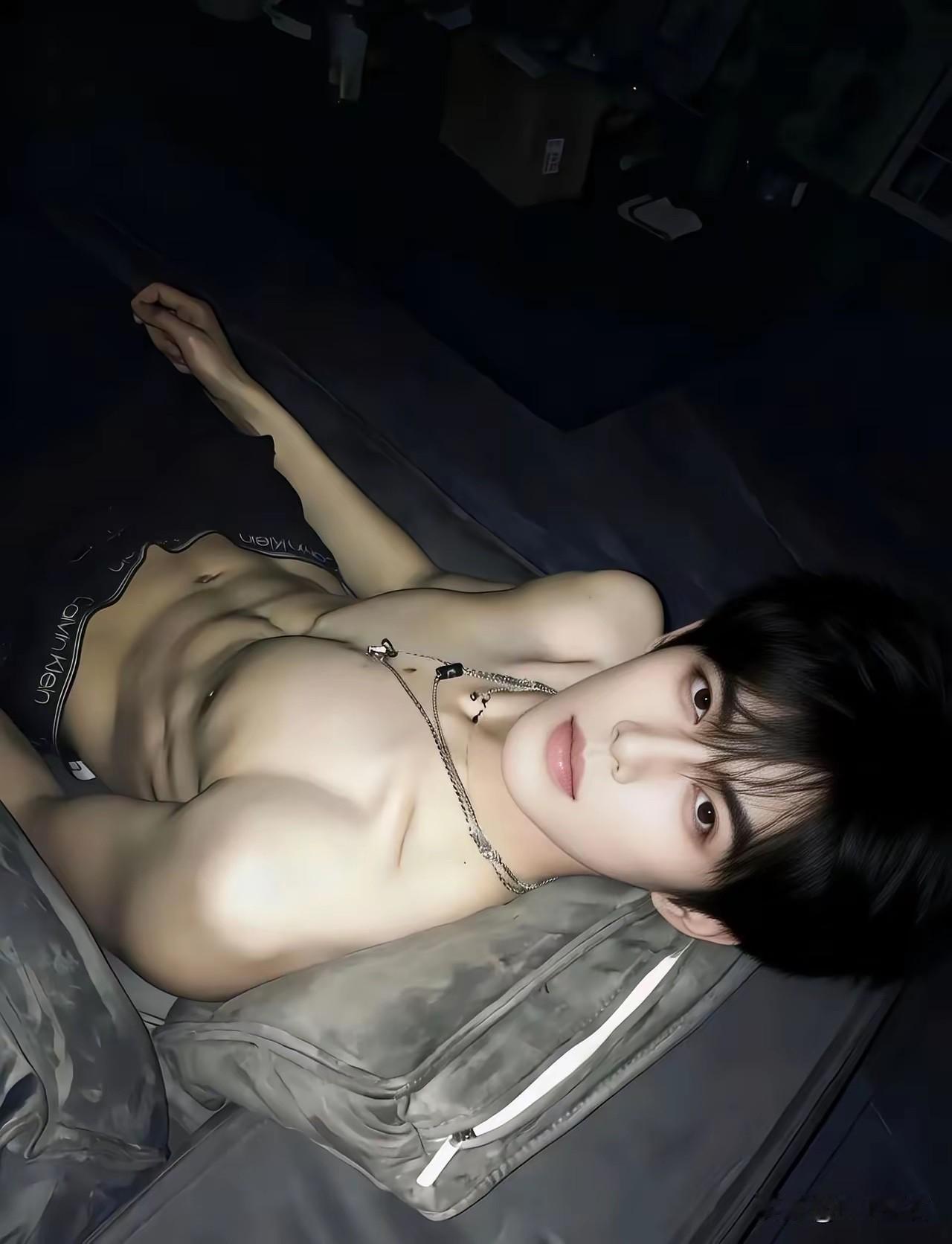 去出汗吧，燃烧你的腹肌撕裂者的蜕变。