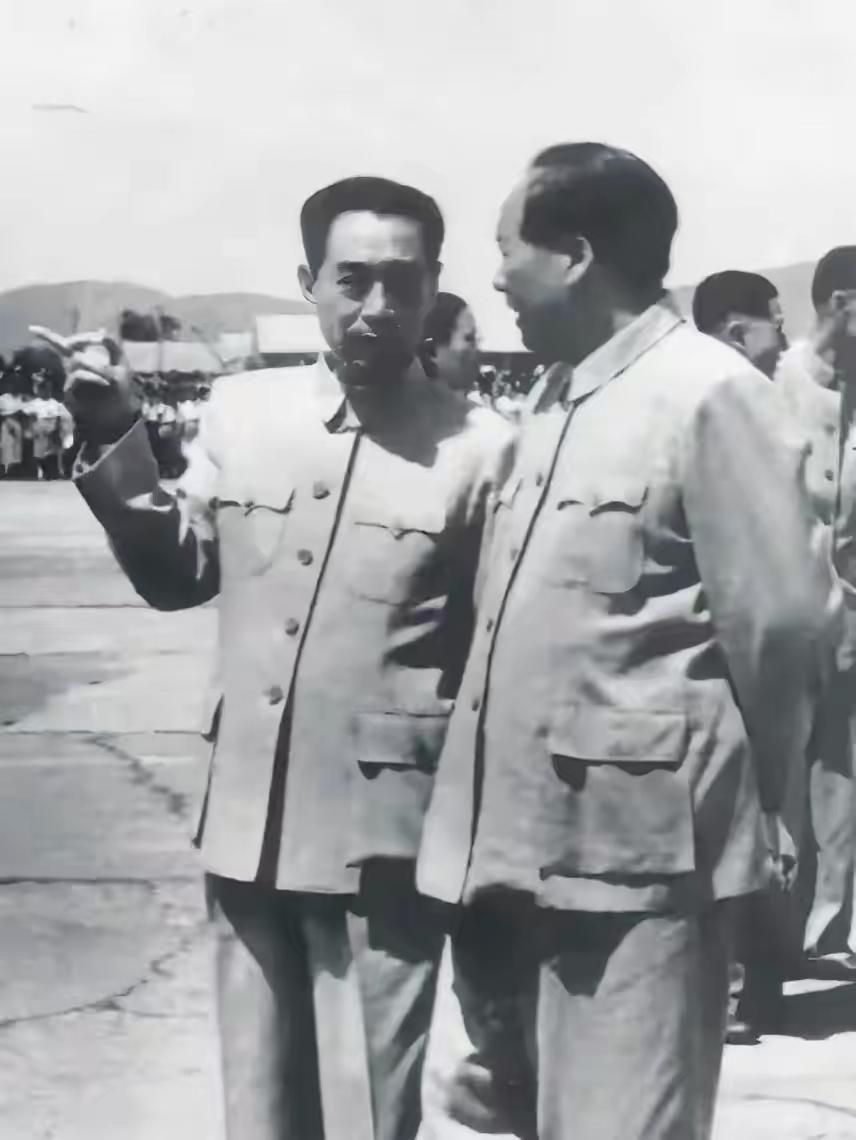 点开有惊喜！一张旧照，半部中国史，多少人看着看着就哭了……

你是否曾在深夜，偶