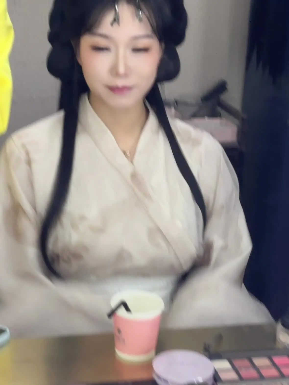 无事绊心弦，所念皆所愿。