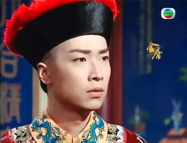 TVB前艺人马浚伟转行做高管从饰演康熙到企业高管，马浚伟完成身份转变 。马浚伟前