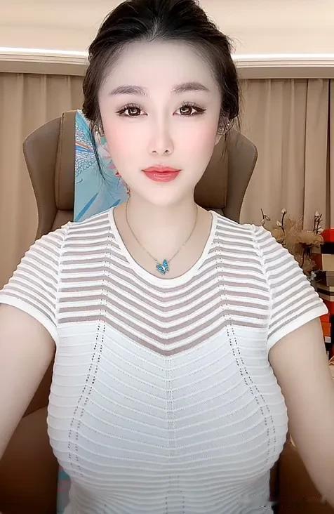 女人找情人时
一般喜欢找这几类男人
女人决定找情人都是有所图的，
绝大多数女人的