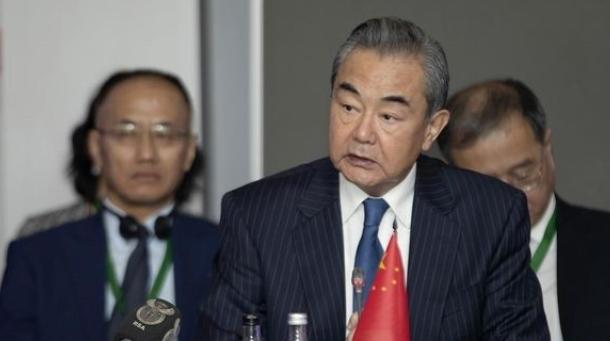 以色列主动找中国谈

北京时间3月3日，以色列终于坐不住了，一通电话打到了中国。