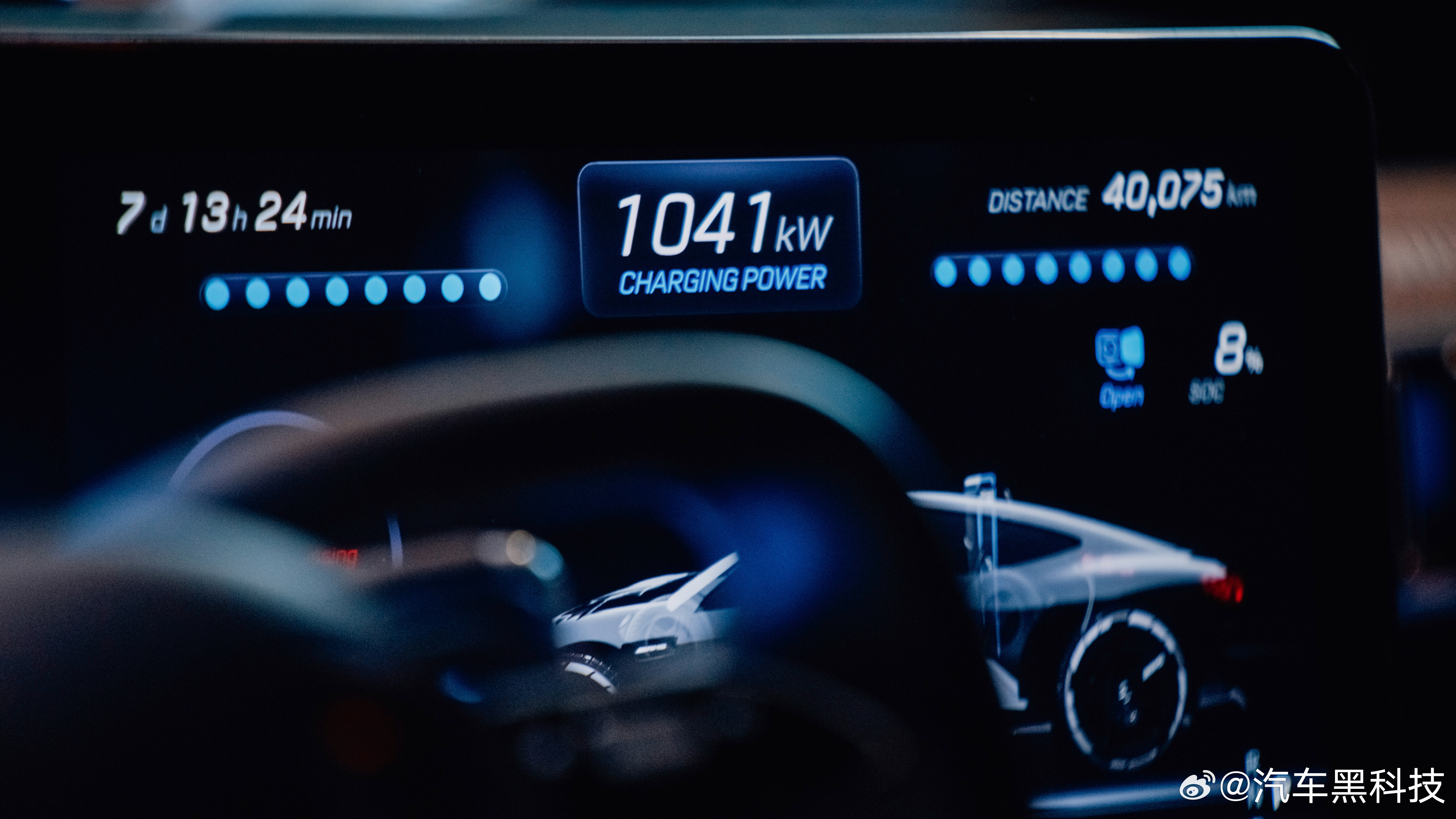 AMGGTXX概念车充电功率达1000千瓦 AMG GT XX概念车凭借轴向磁通